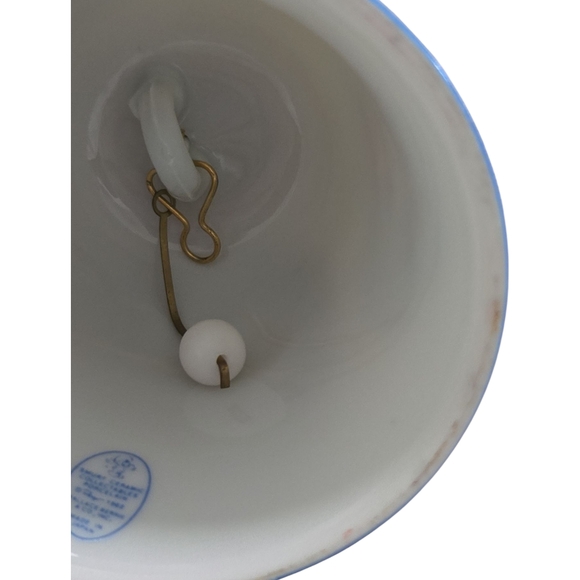 1982 VTG Porcelain Bell with Smurf Design By Wallace Berrie & Co. - Picture 6 of 7